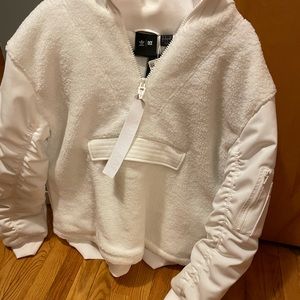 Gender Neutral 1/2 zip Sherpa layered jacket. NWT